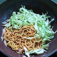 虾仁炒面的美味做法