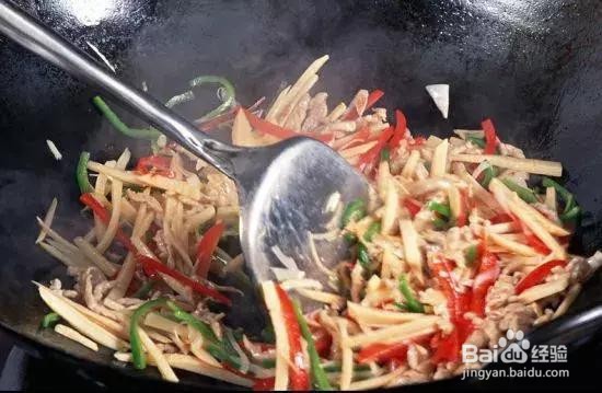 茶树菇拌山芹的做法