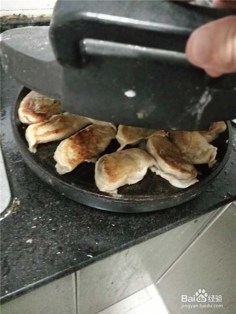 酸菜头道面煎饺