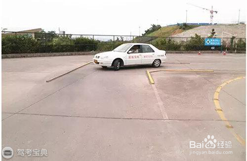 科目二直角转弯技巧 科目二直角转弯方法