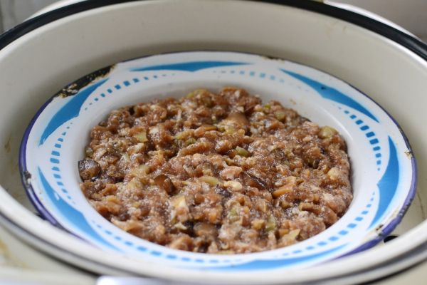 香菇榨菜蒸肉饼