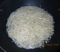 红油金针菇的简单做法