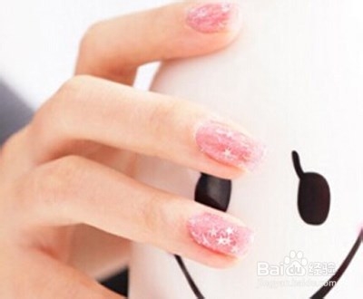 最新新娘美甲 简约时尚打造完美婚礼