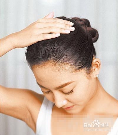 居家穴位按摩手法 告别水肿型肥胖