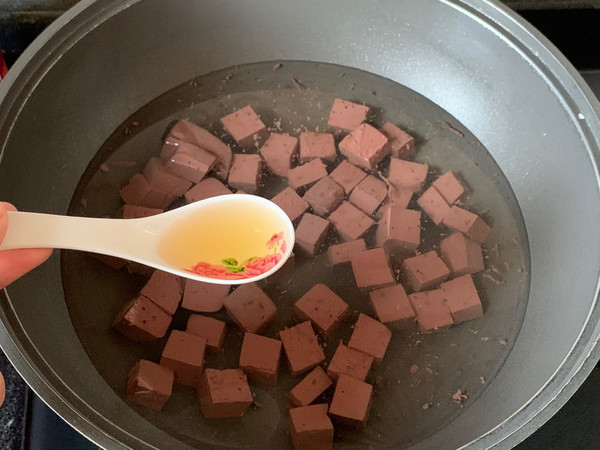 家常鸭血粉丝汤