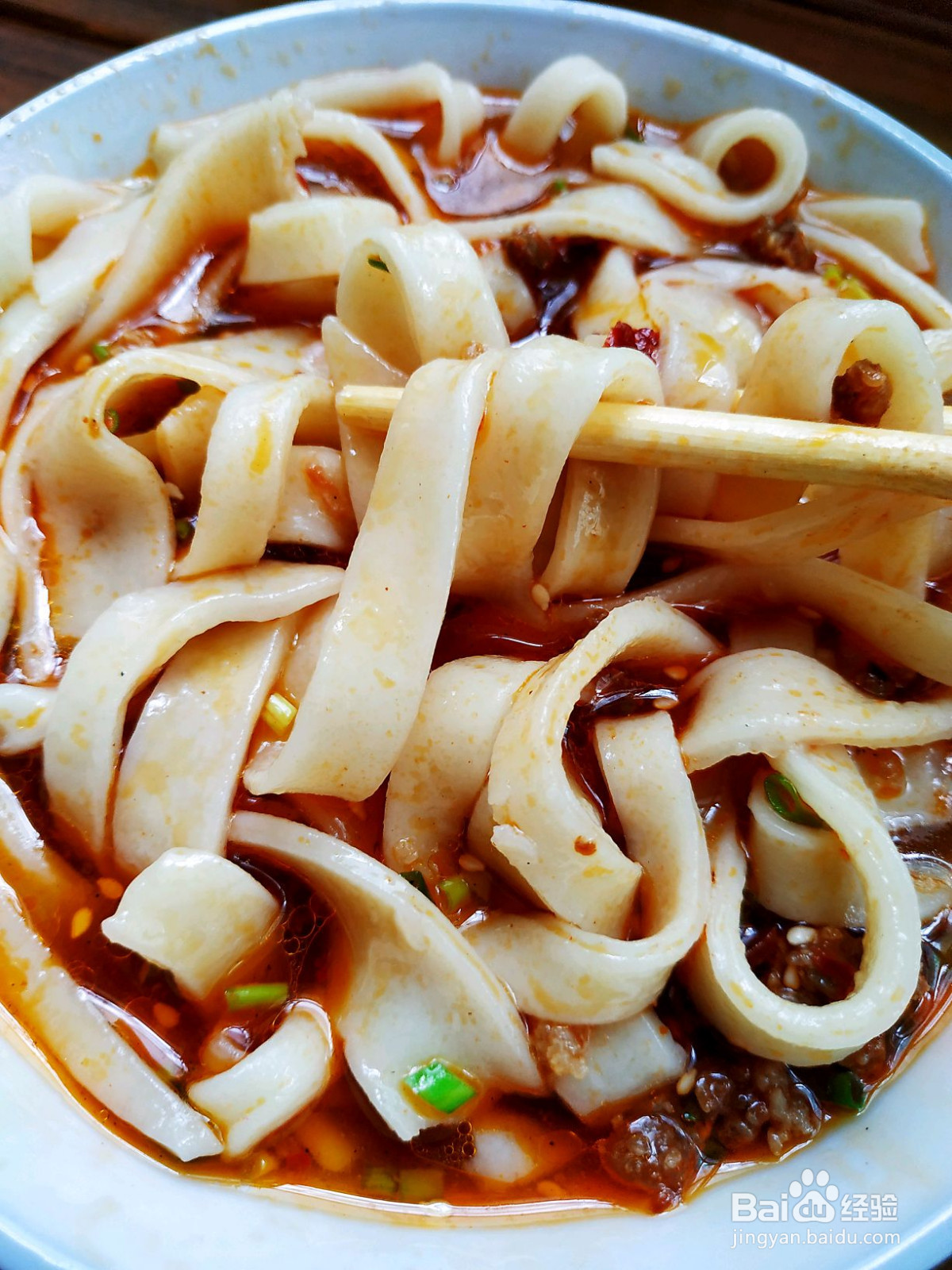 杂酱肉帽配手擀面条的做法