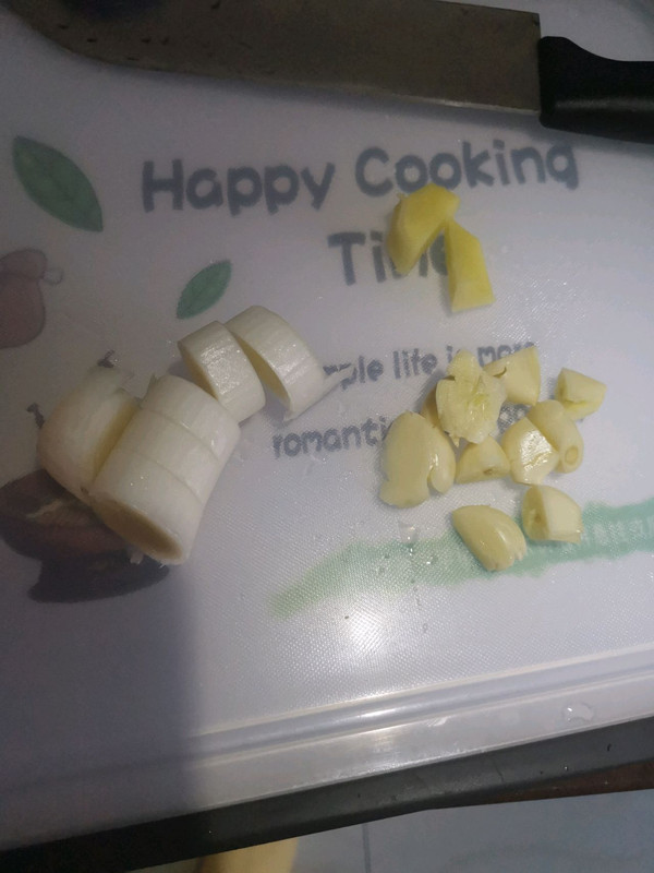 红烧猪蹄炖大白菜