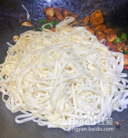 麻辣过瘾双椒鸡捞面