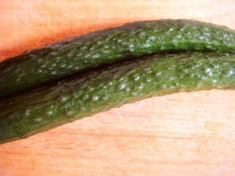 让人口水直流的酸辣黄瓜，还不动心嘛？