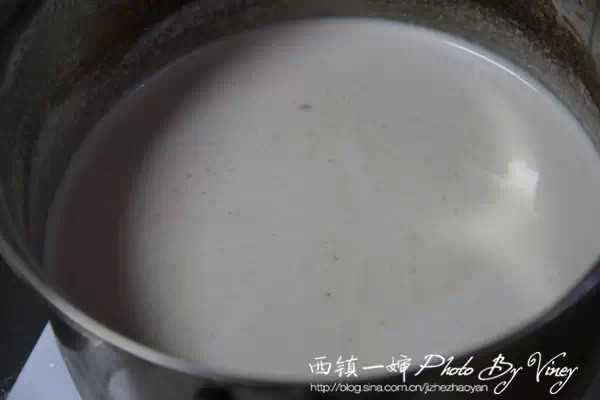 核桃椰汁梅花糕