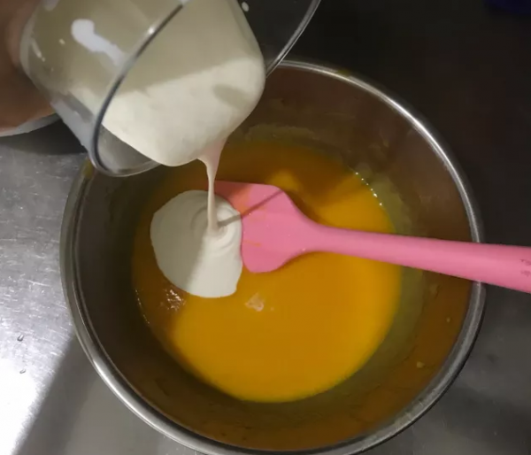 免烤箱芒果慕斯