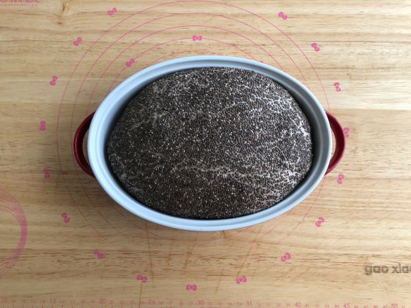 一次性发酵亚麻籽黑麦面包