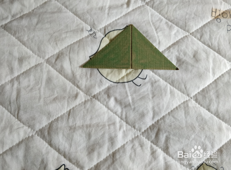 用九巧板怎么拼一个跑步玩耍的小朋友呢？