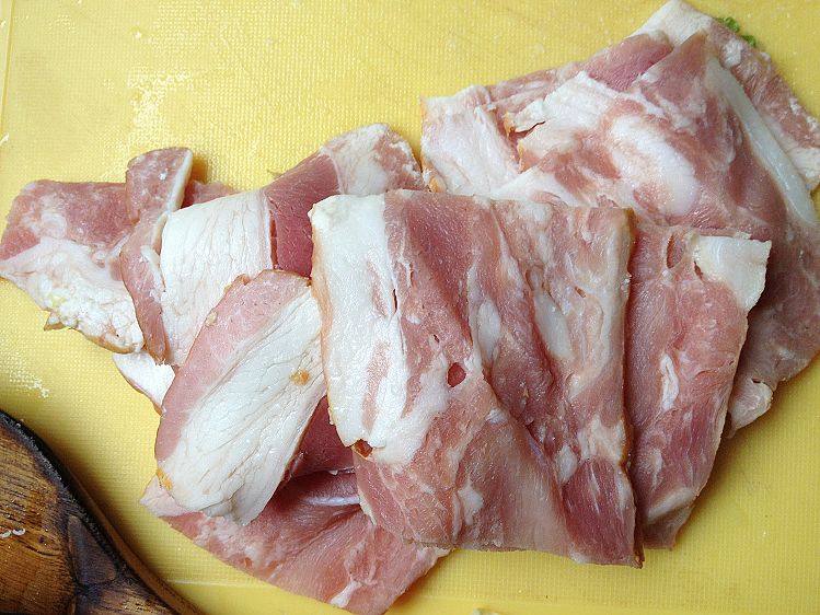 教你做培根鸡蛋炒白菜，味道美极了