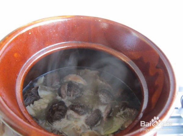 怎么做香菇炖腊肉