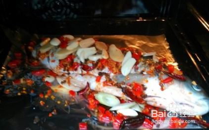 地方特色菜万州烤鱼，补钙养身！
