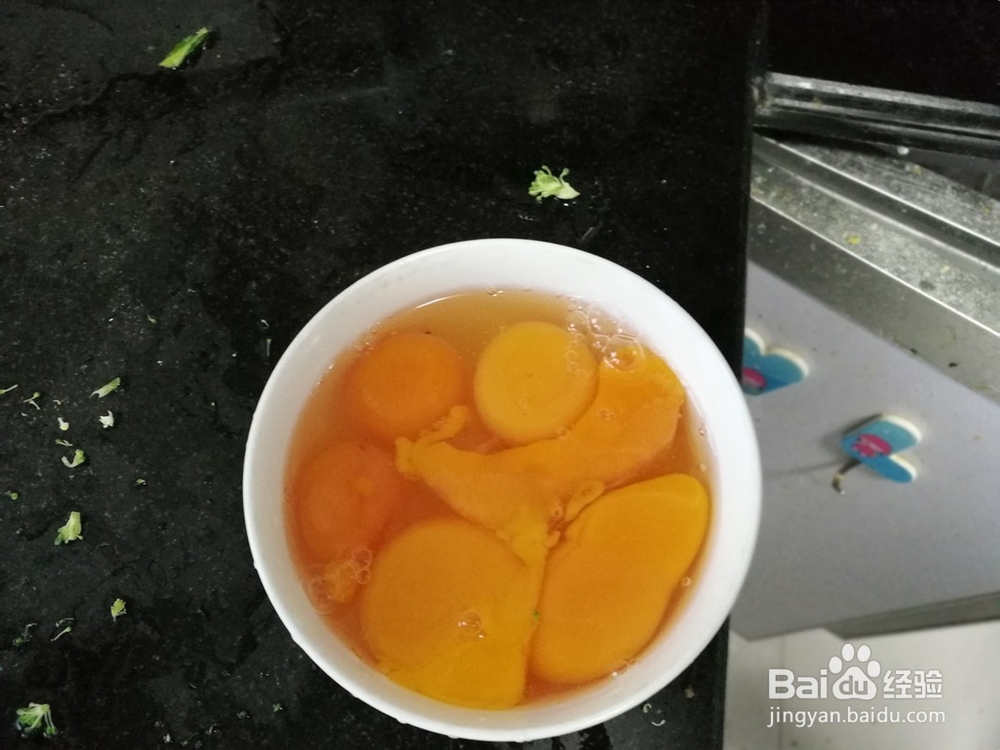 鸡蛋饼盖浇西红柿