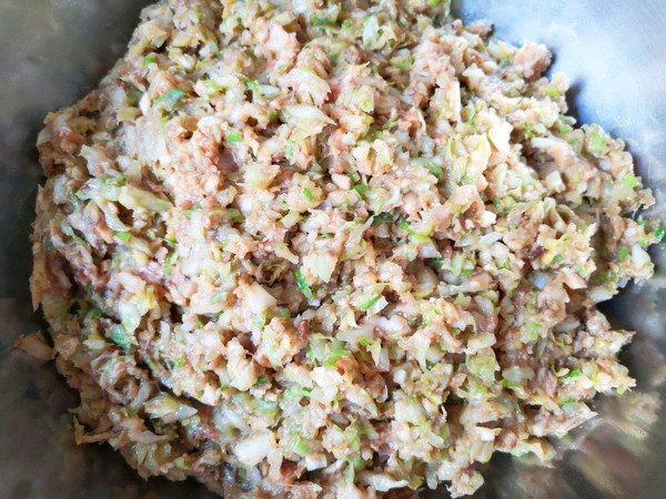 包菜香菇大肉馅饺子