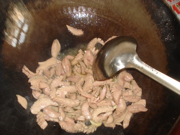 来一盘杭椒腰花，营养又美味~