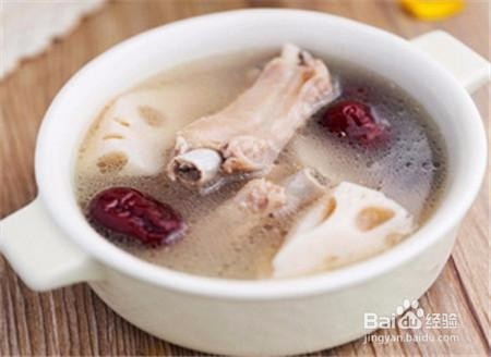 排骨藕汤的做法