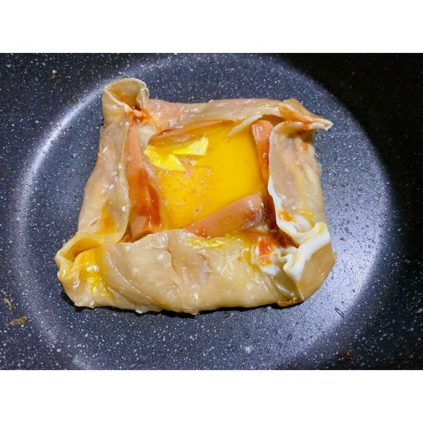 火腿鸡蛋手抓饼