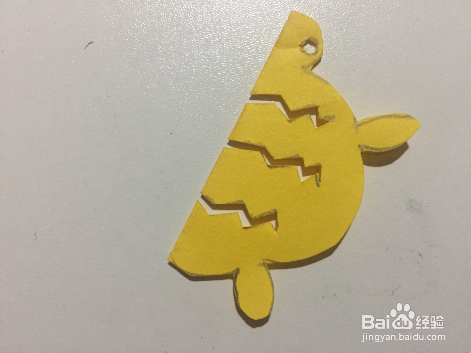 幼儿剪纸——如何用彩纸剪乌龟？