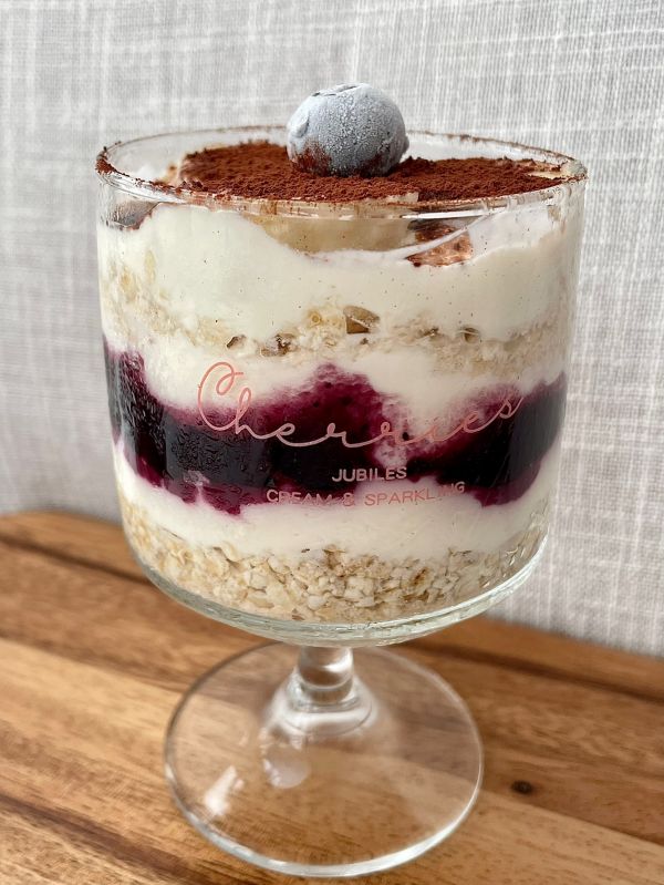 蓝莓隔夜燕麦杯