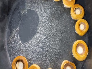 萌萌口蘑汉堡怎么做？