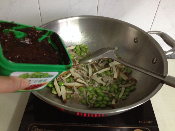 酱香榨菜肉丝毛豆