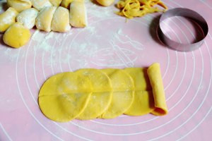 黄玫瑰馒头怎么做