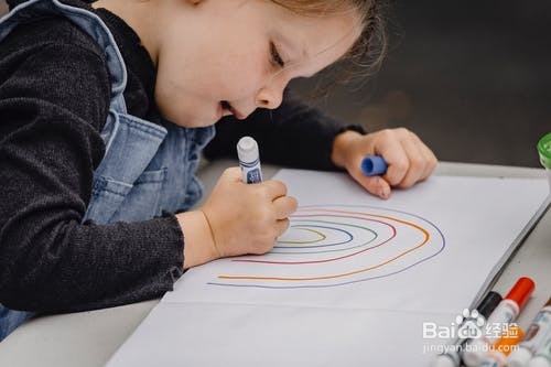 如何用声音和语言来绘画