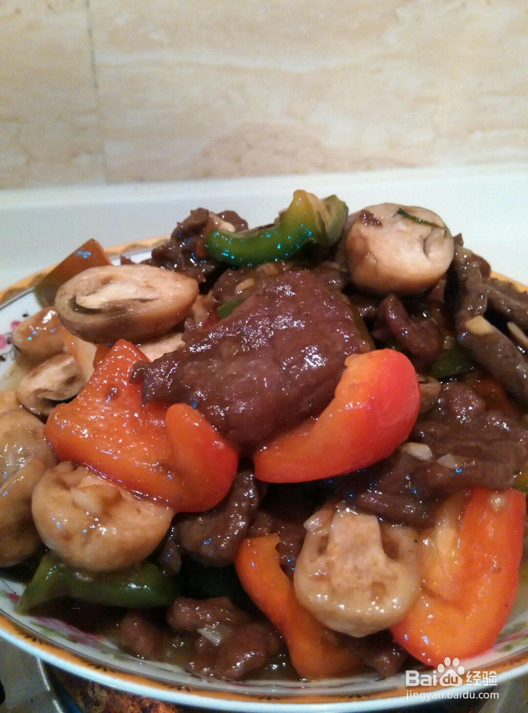 嫩滑牛肉草菇的做法