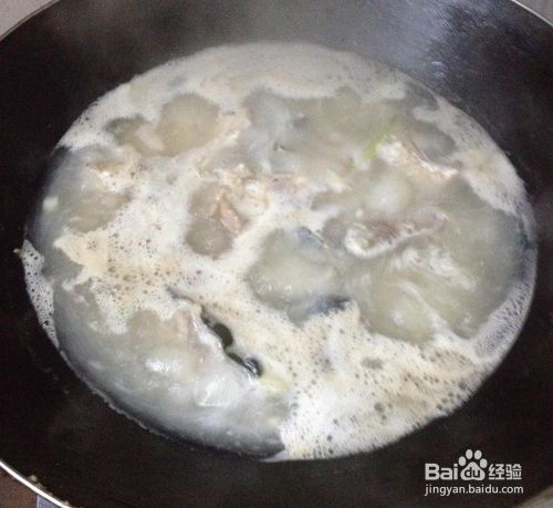 每日美食-鱼头豆腐汤的做法