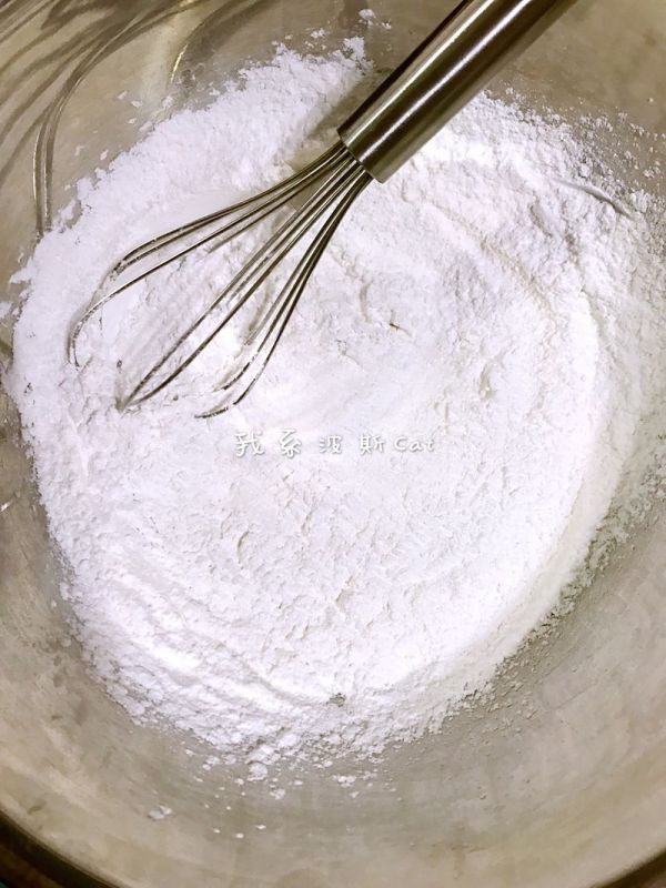 椰香芒果蛋黄糯米糍