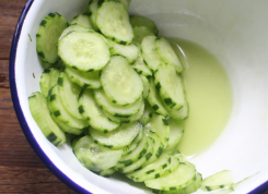 带你做黄瓜炒鸡蛋