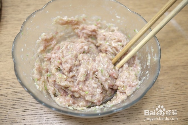 鸡肉鲜汤大馄饨的做法