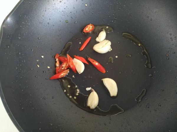 对味酱鸭#食光社干锅鸭#