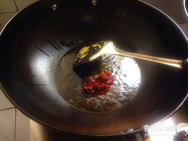 干锅鸡翅的做法