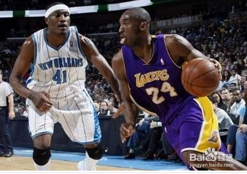 打篮球怎样打好防守反击？