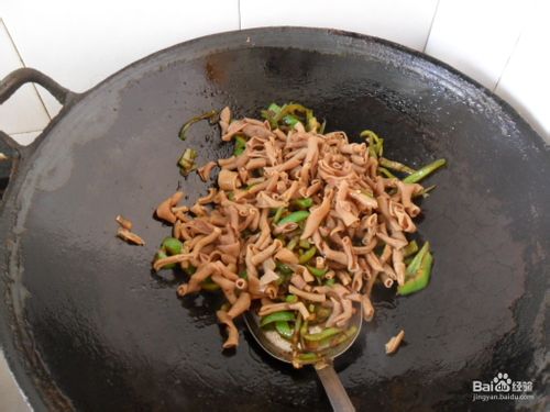 青椒炒鸭肠