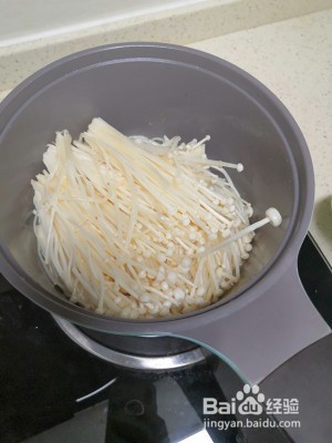 芝士餐蛋虾子面 的做法