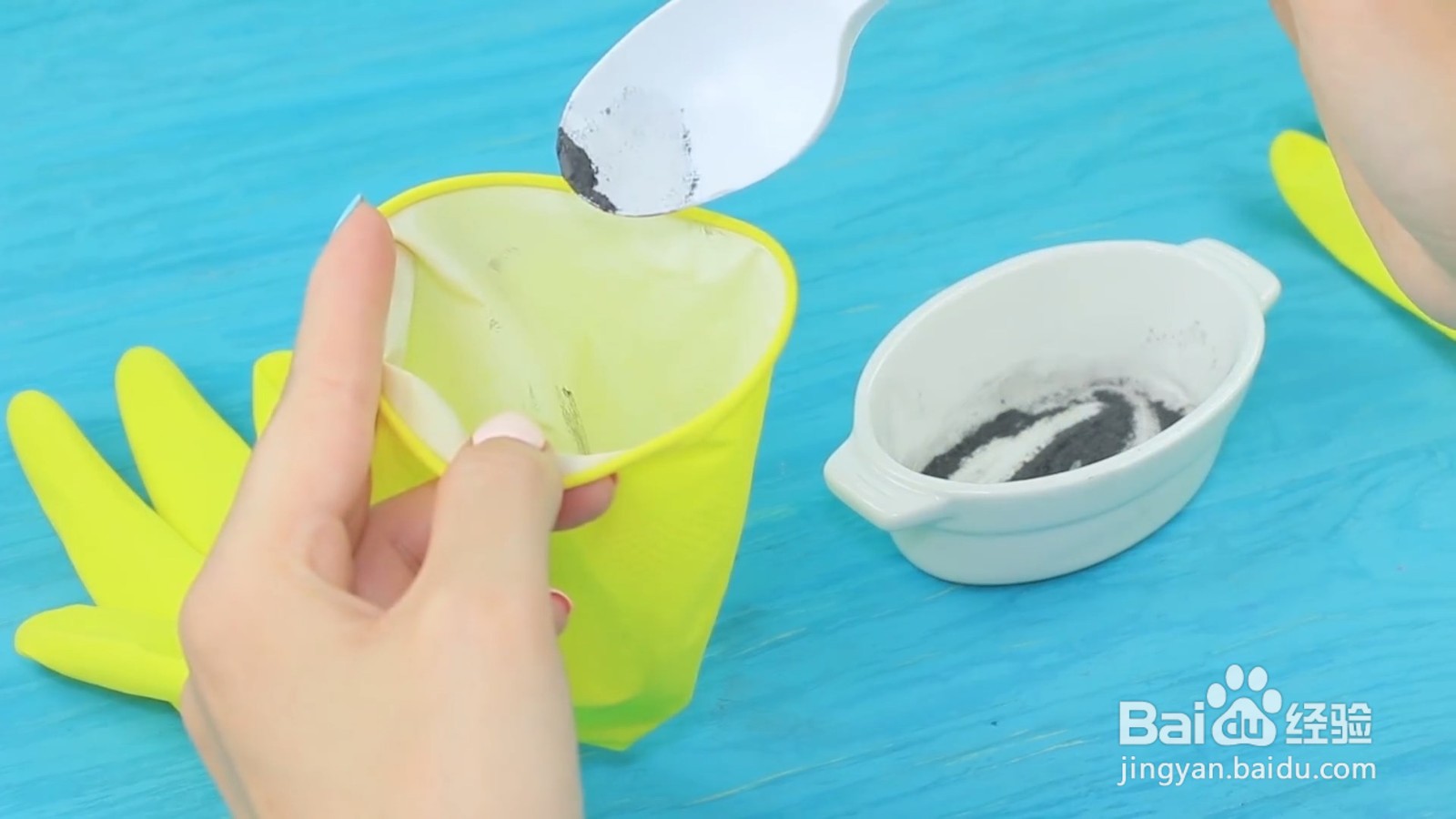 如何制作一双恶作剧手套？