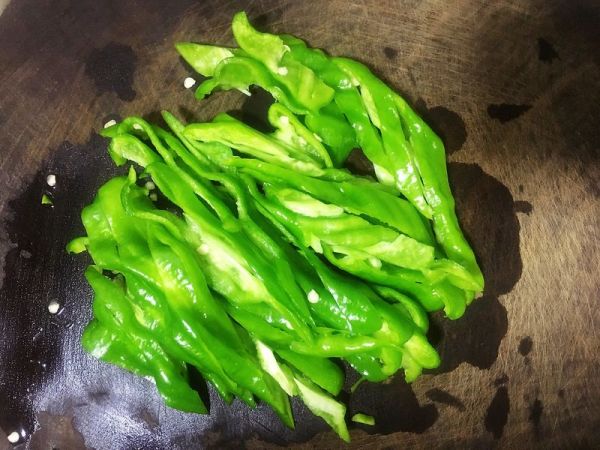 青椒炒苦瓜#夏日下饭菜#