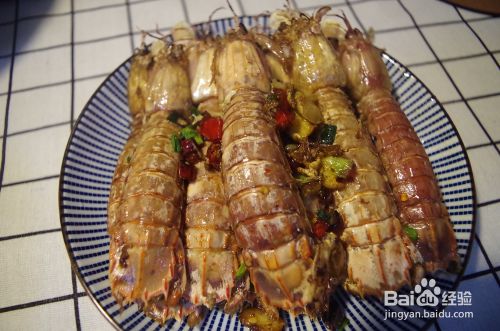 海鲜美食-椒盐皮皮虾的做法
