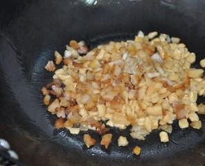 萝卜干炒猪油渣