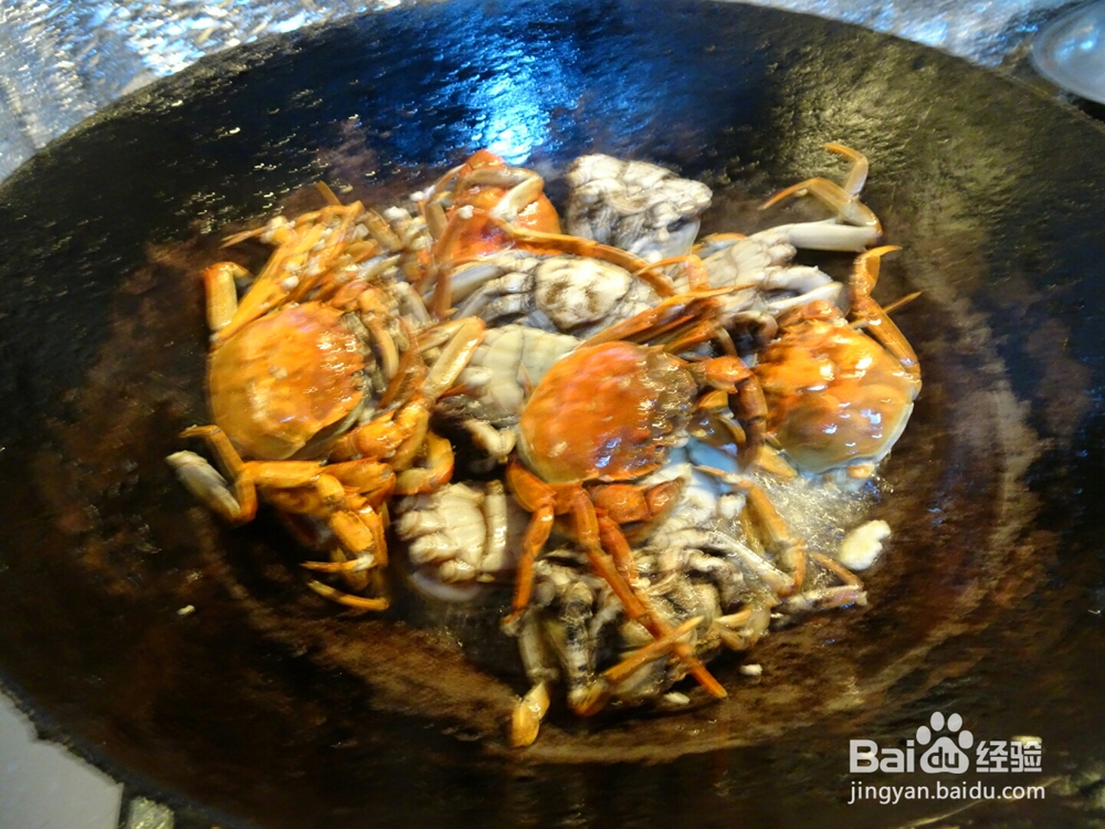 自己做辣炒螃蟹麻辣螃蟹海鲜美食