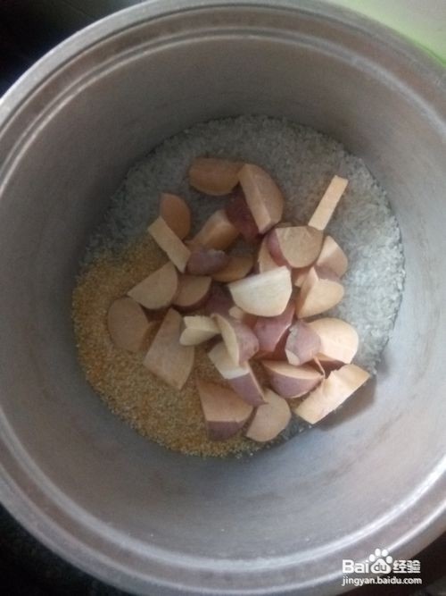 好喝的地瓜大米小碴子粥