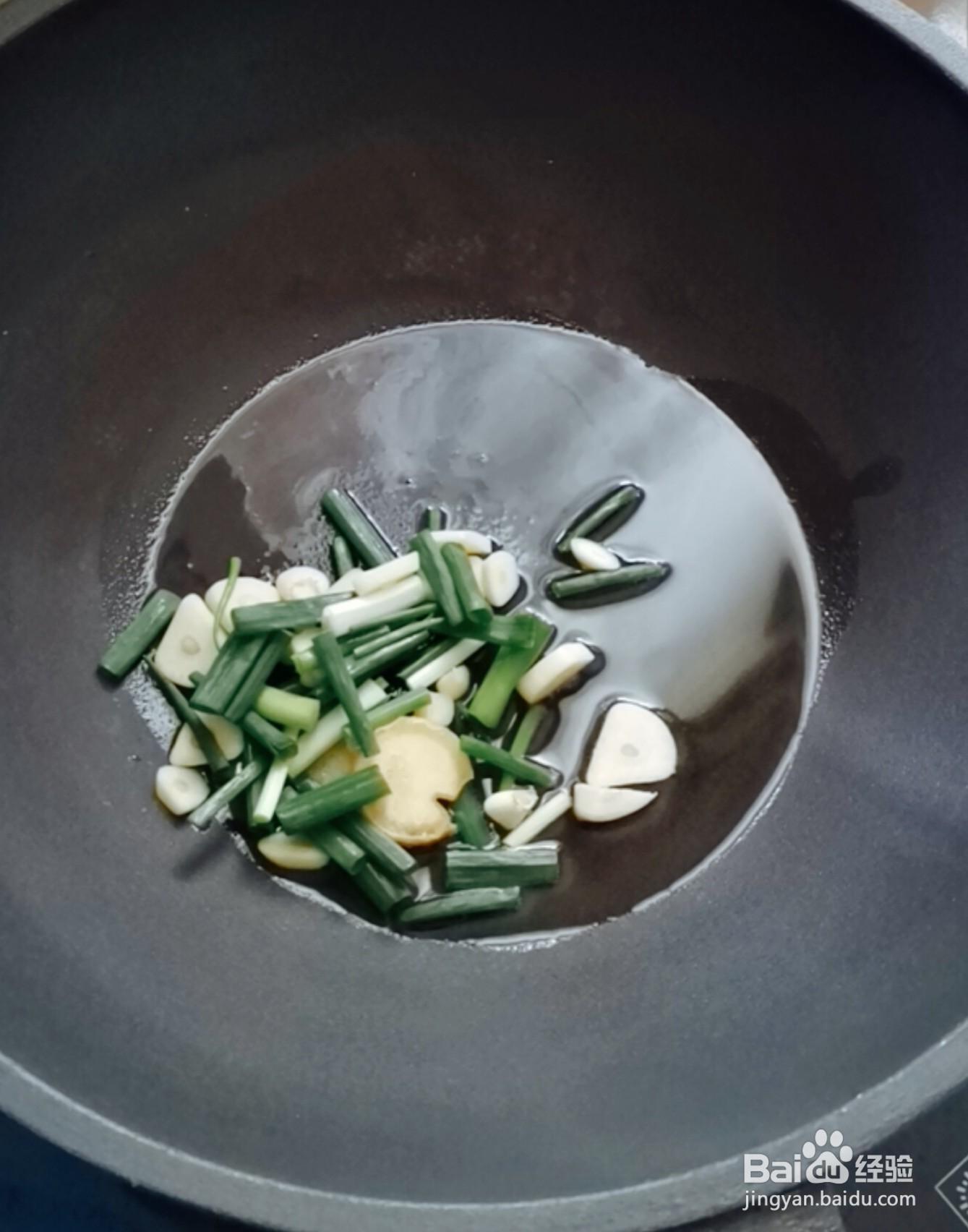 教你做好吃的鲜虾蛤蜊炒鸡