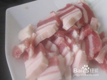 咸肉鲜虾白菜煲的做法