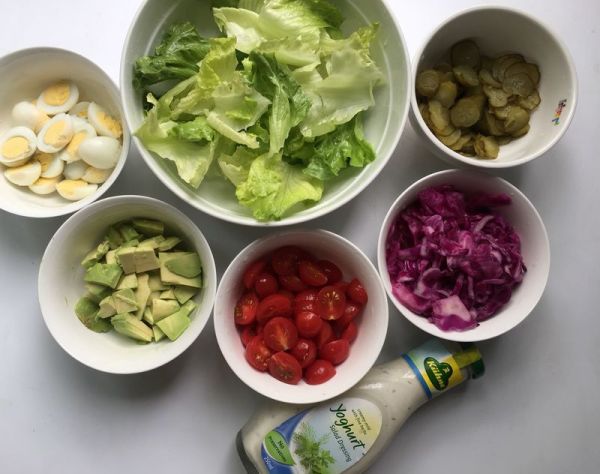 鹌鹑蛋果蔬沙拉